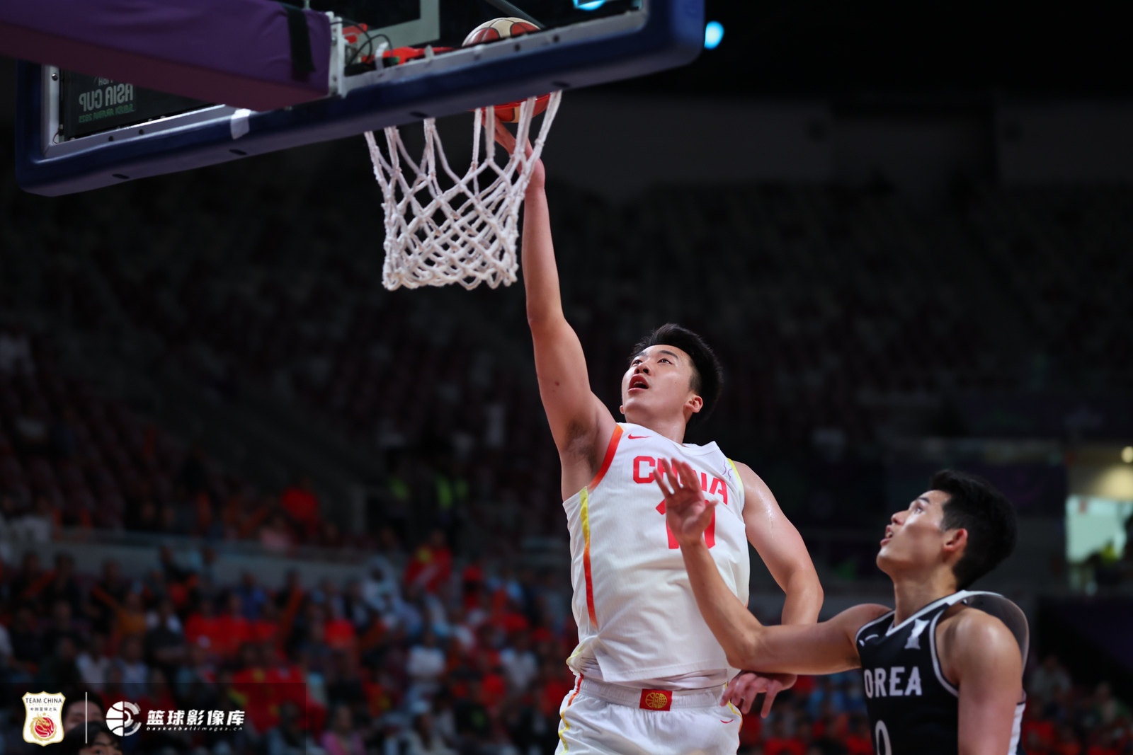 星空电竞官方网站-澎湃新闻：从“被吼”到“强到尿检” 王俊杰是中国男篮的答案吗